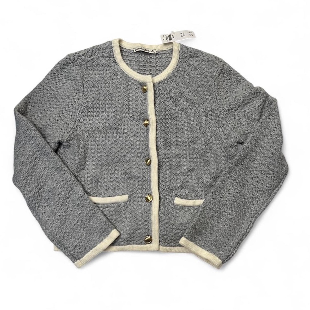NWT Abercrombie & Fitch Lilac Grey Knit Cardigan Sweater (Size M)